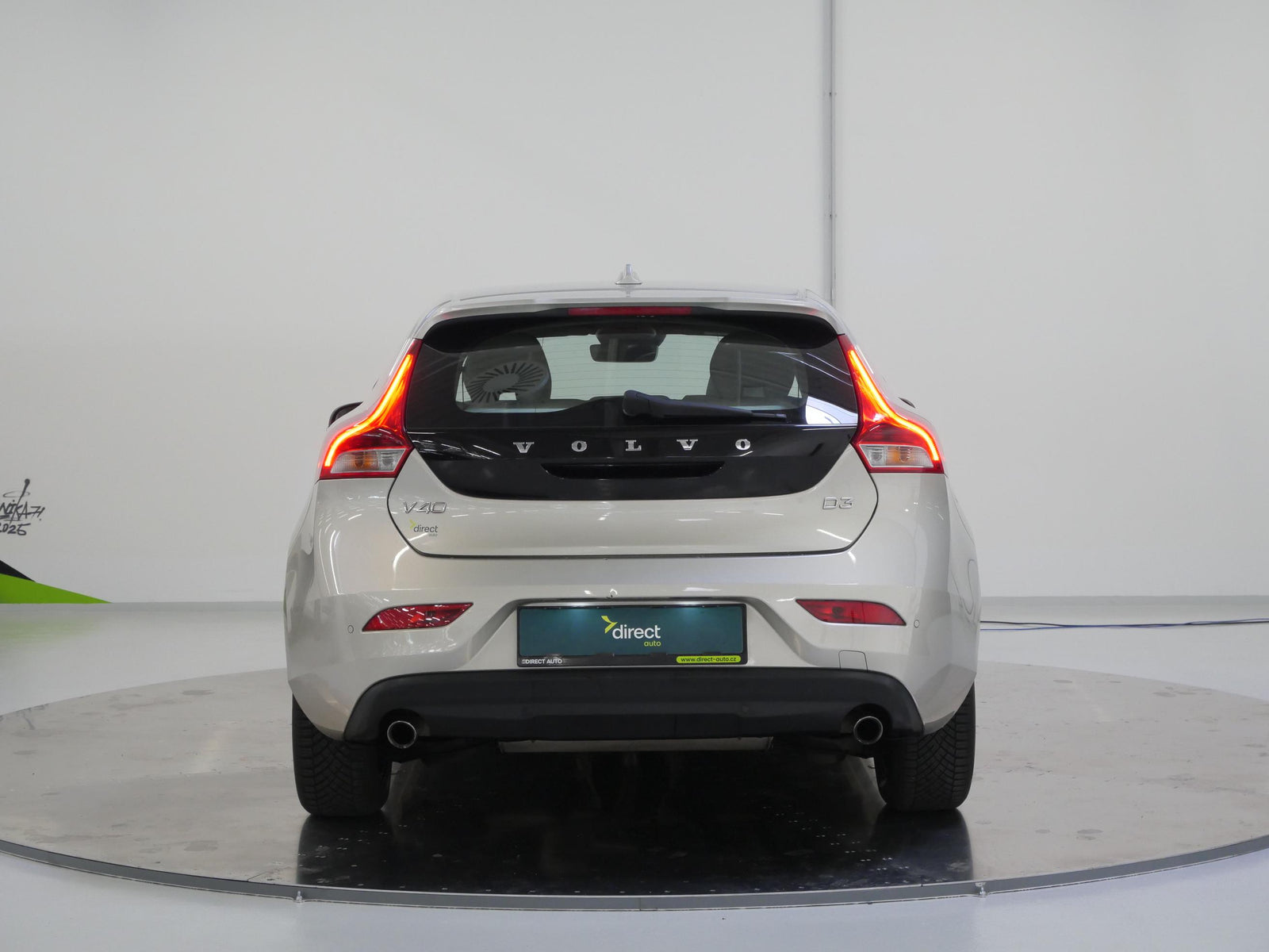 Volvo V40 D3 110 kW Momentum – foto 6