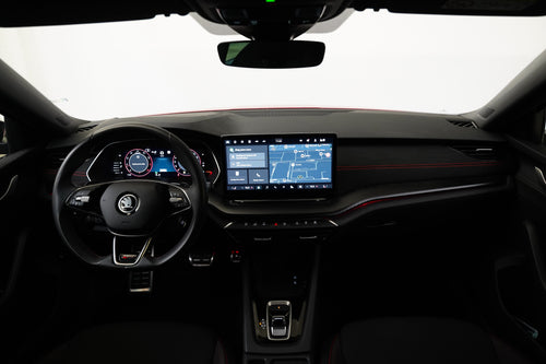 Škoda Octavia 2.0 TSI 195 kW DSG RS – foto 6
