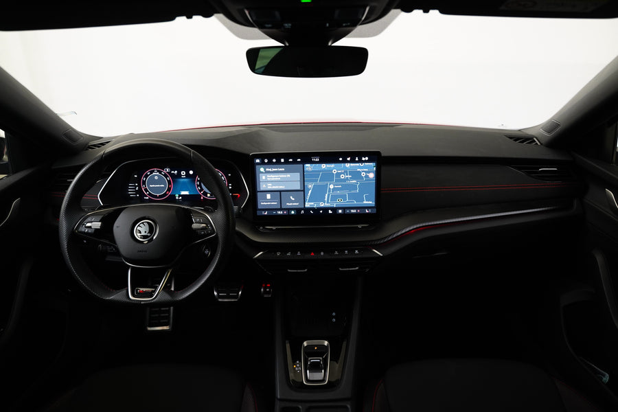 Škoda Octavia 2.0 TSI 195 kW DSG RS – foto 6