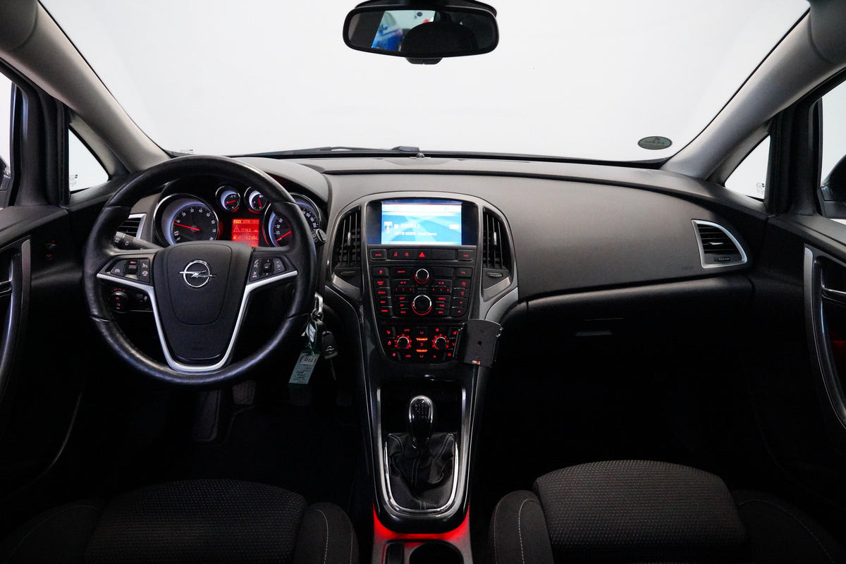 Opel Astra 1.6i Turbo 125 kW