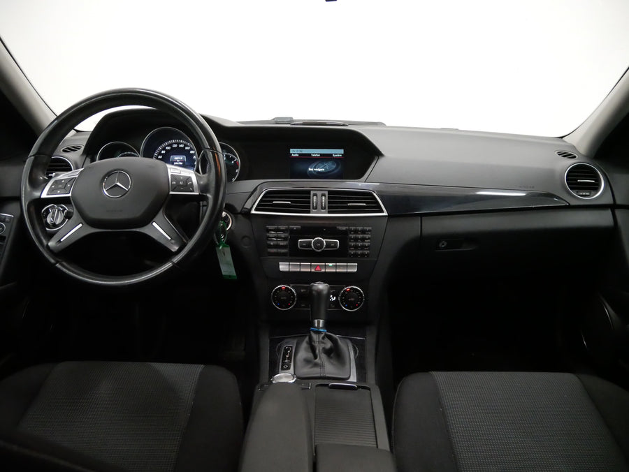 Mercedes-Benz C200 2,2 CDi 100kW – foto 6