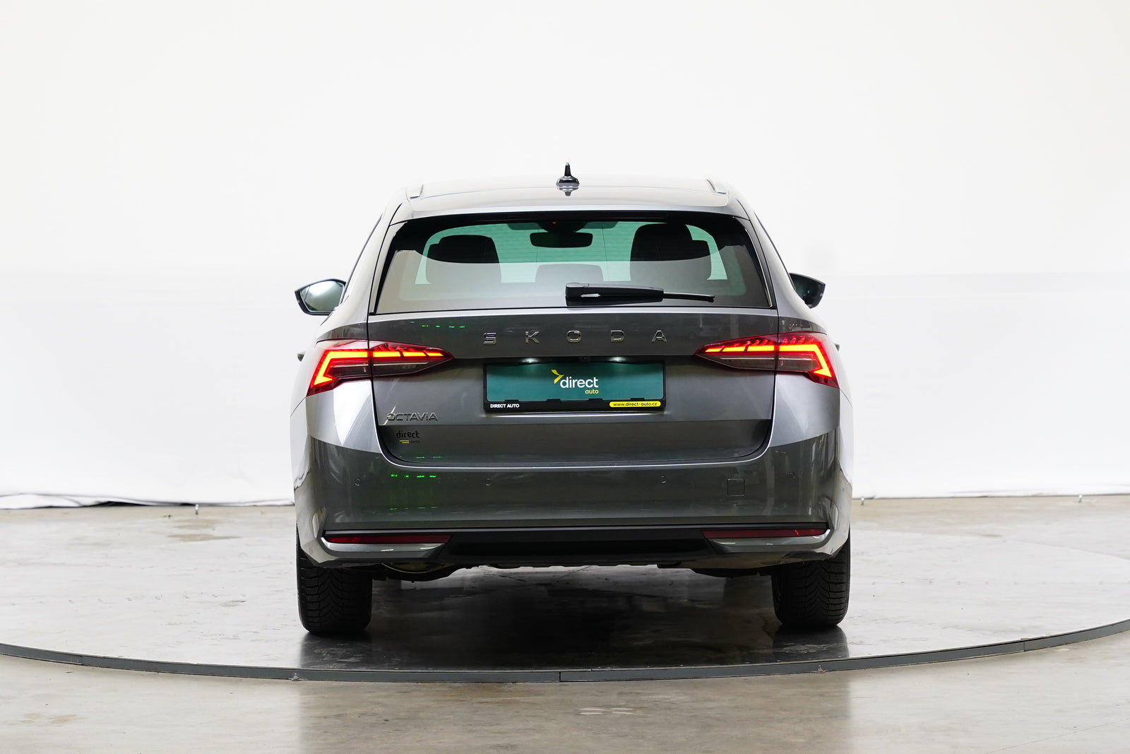 Škoda Octavia 2.0 TDI 110 kW Top Selection – foto 6