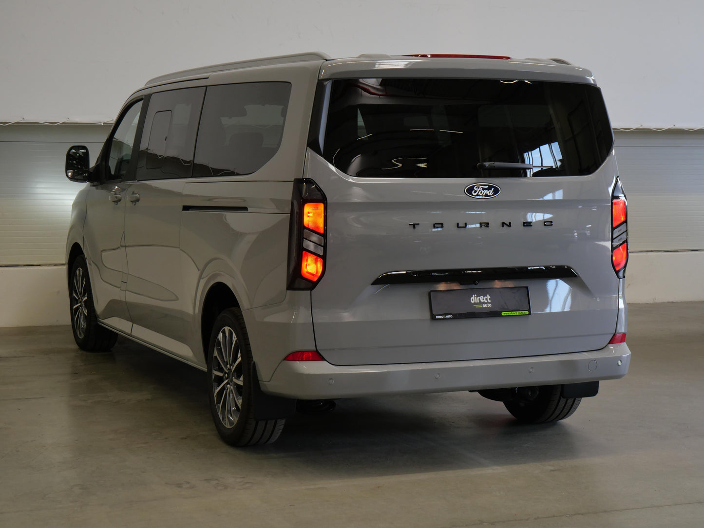Ford Tourneo Custom 2.0 EcoBlue 125 kW Titanium L2