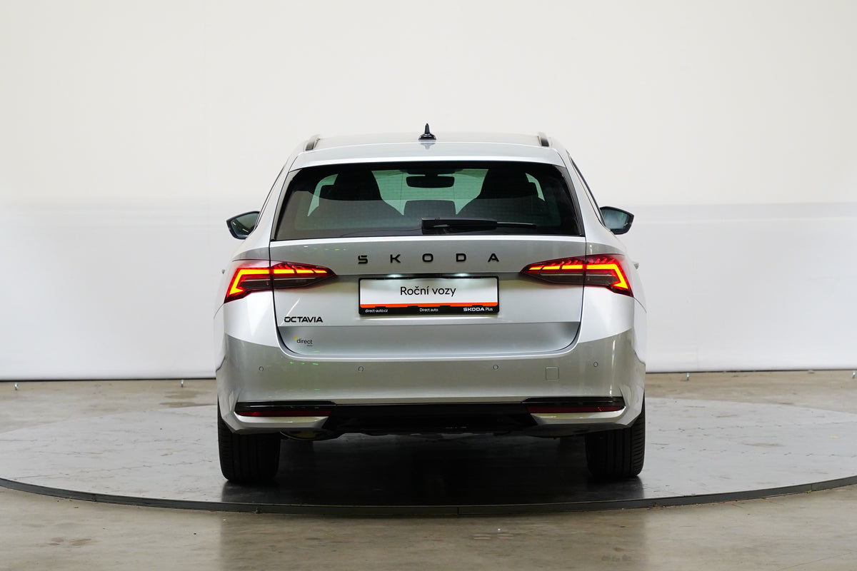 Škoda Octavia 1.5 eTSI 110 kW DSG Sportline