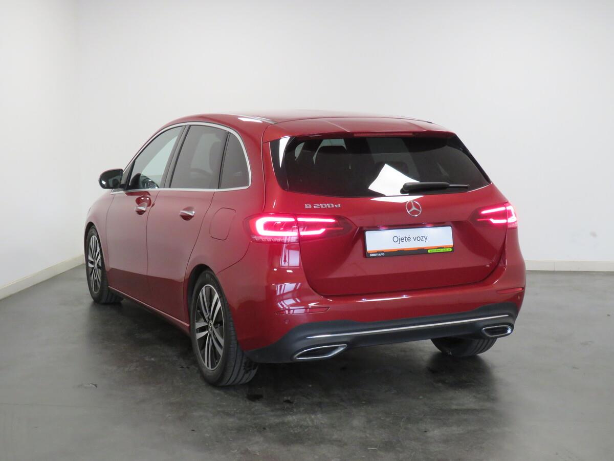 Mercedes-Benz B200 200d 110 kW