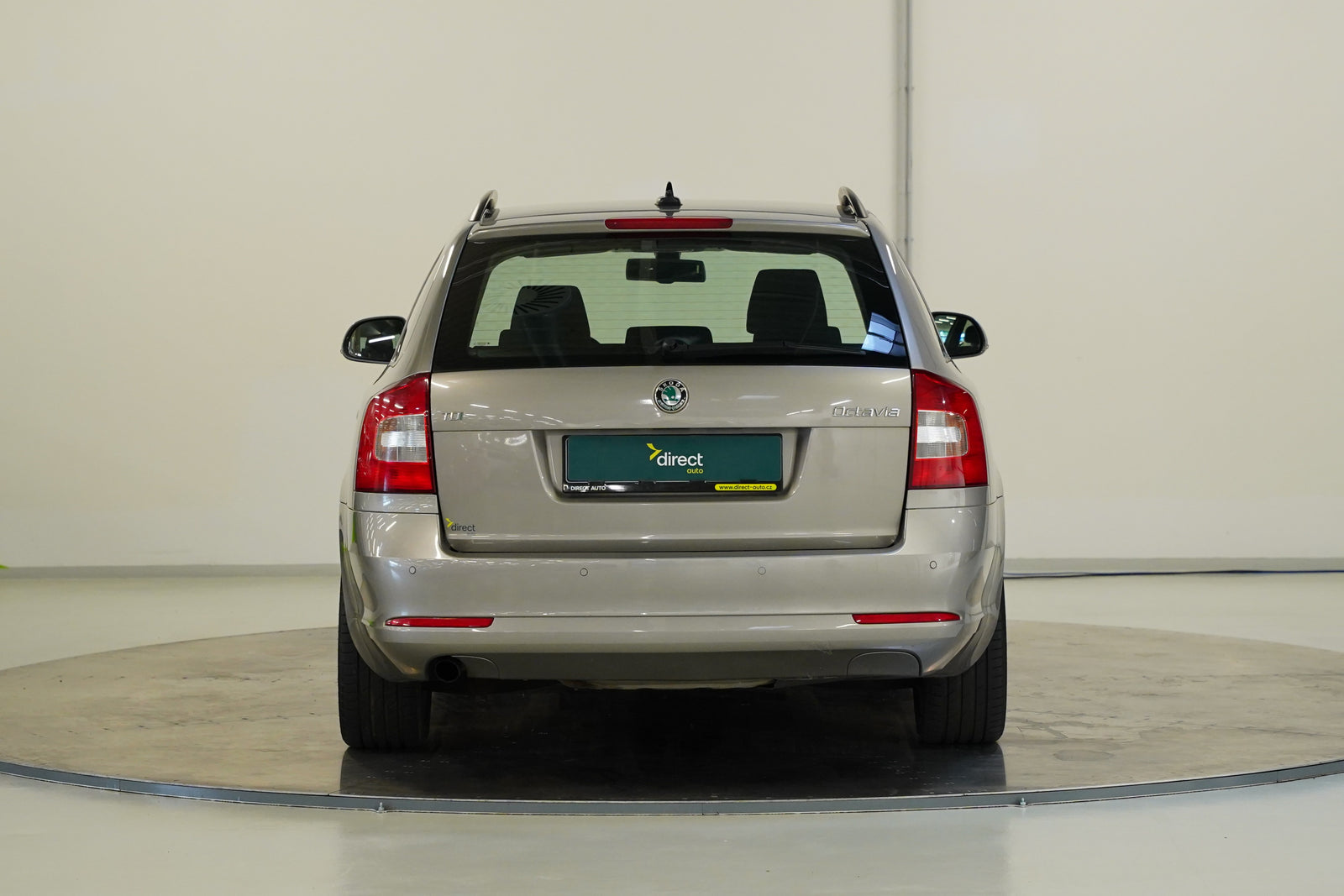 Škoda Octavia 1.6 TDI 77 kW Ambiente – foto 6