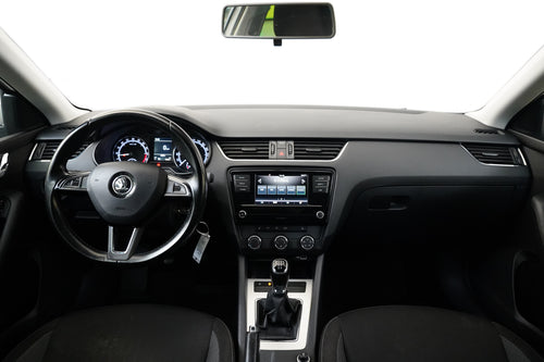 Škoda Octavia 1.6 TDI 85 kW Ambition Plus – foto 6