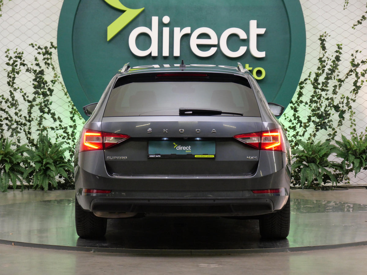 Škoda Superb 2.0 TDI 140 kW 4x4 DSG Style – foto 6