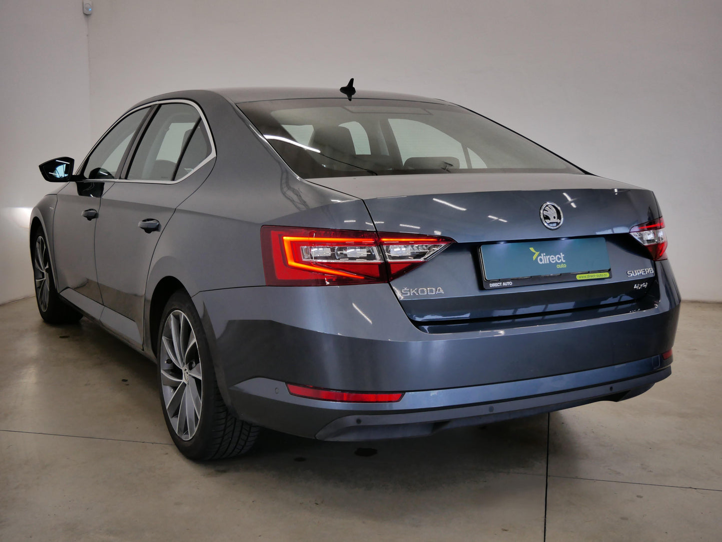 Škoda Superb 2.0 TDI 140 kW DSG 4x4 L&K