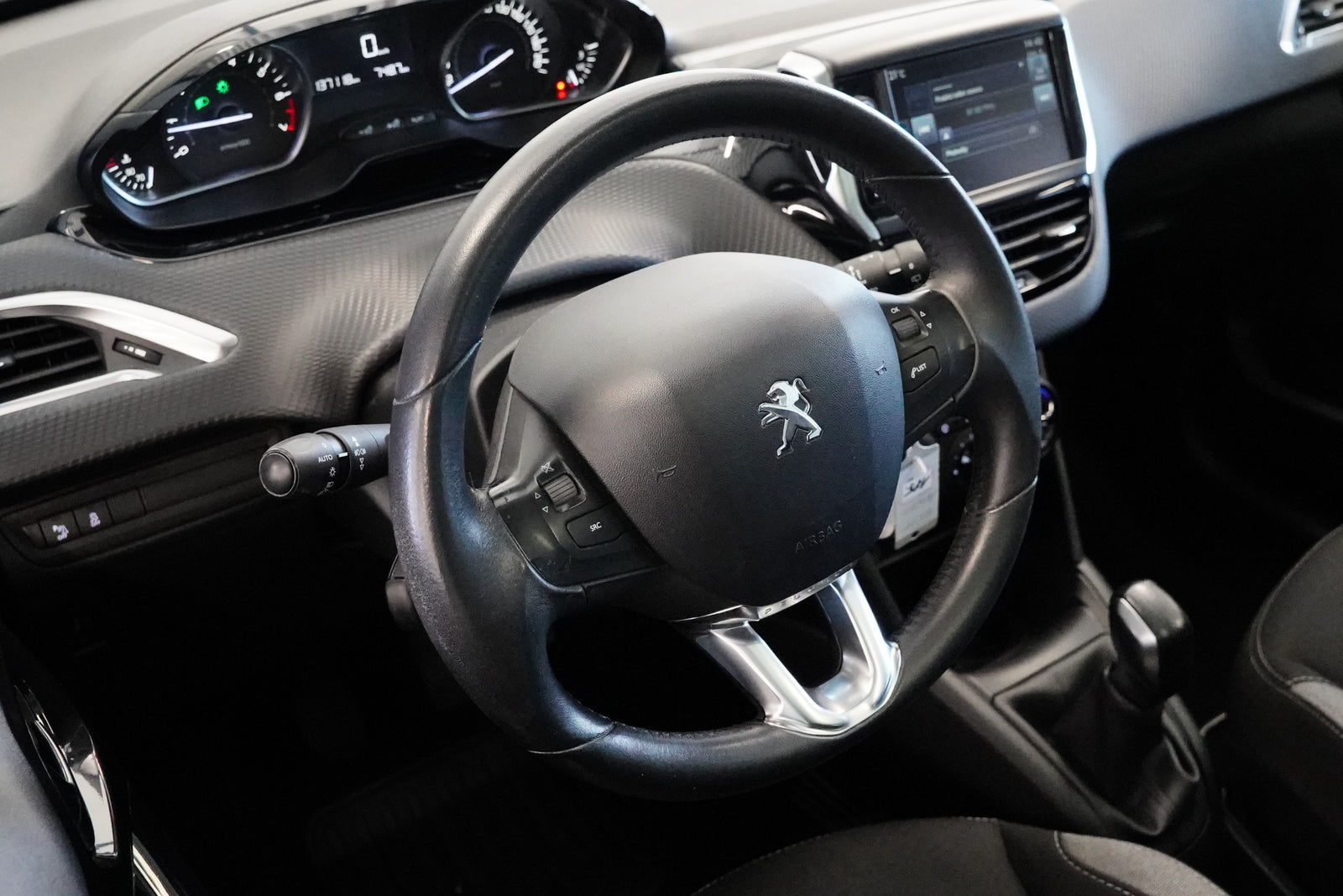 Peugeot 208 1.2 e-VTi 60 kW Style – foto 6