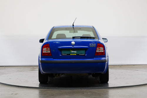 Škoda Octavia 1.6 MPI 75 kW Tour – foto 6