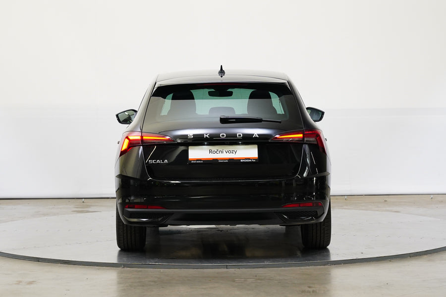 Škoda Scala 1.0 TSI 85kW DSG Top Selection – foto 6