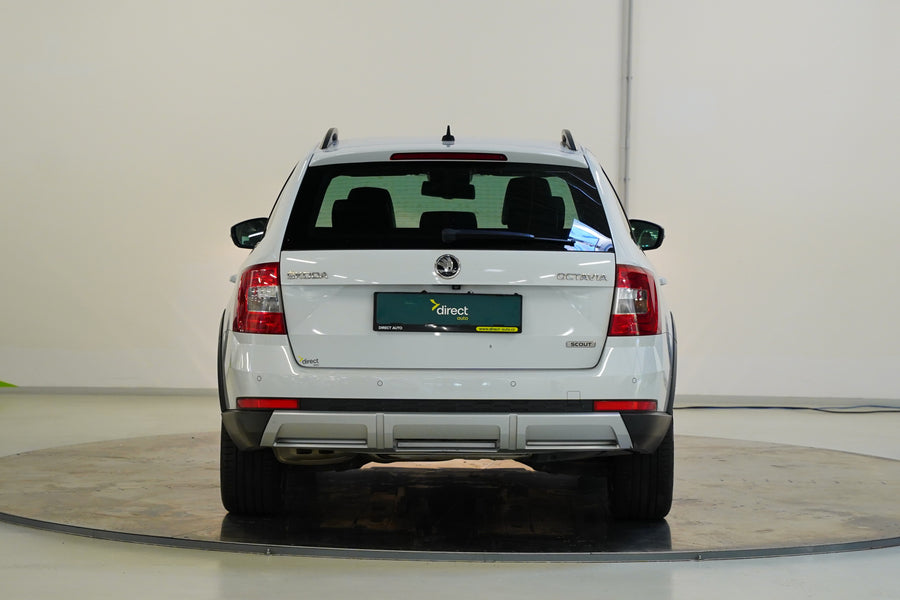 Škoda Octavia 2.0 TDI 135 kW Scout 4x4 – foto 6