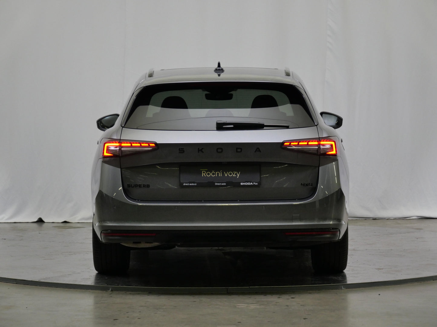 Škoda Superb 2.0 TDI 142 kW 4x4 SportLine