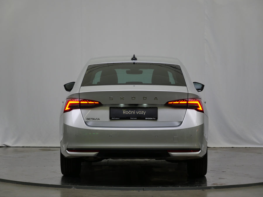 Škoda Octavia 1.5 TSI 110 kW Top Selection – foto 6