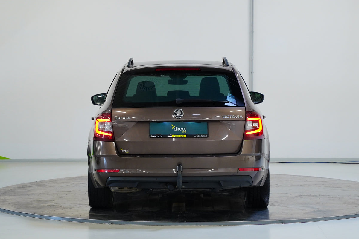 Škoda Octavia 2.0TSi 140kW – foto 6