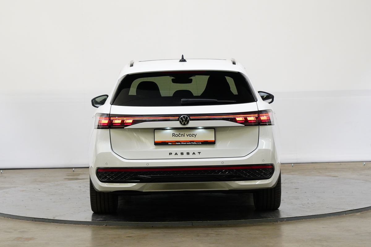 Volkswagen Passat 2.0 TDI 110 kW DSG R-Line – foto 6