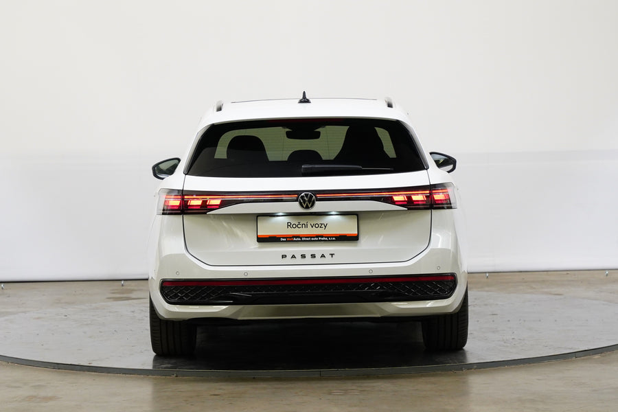 Volkswagen Passat 2.0 TDI 110 kW DSG R-Line – foto 6