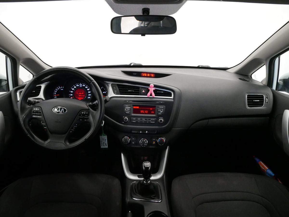 Kia Ceed 1.4 CVVT 74 kW – foto 6