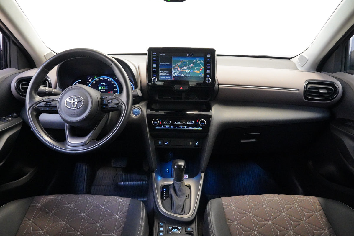 Toyota YARIS CROSS 1.5 Hybrid 68 kW AWD Executive – foto 6