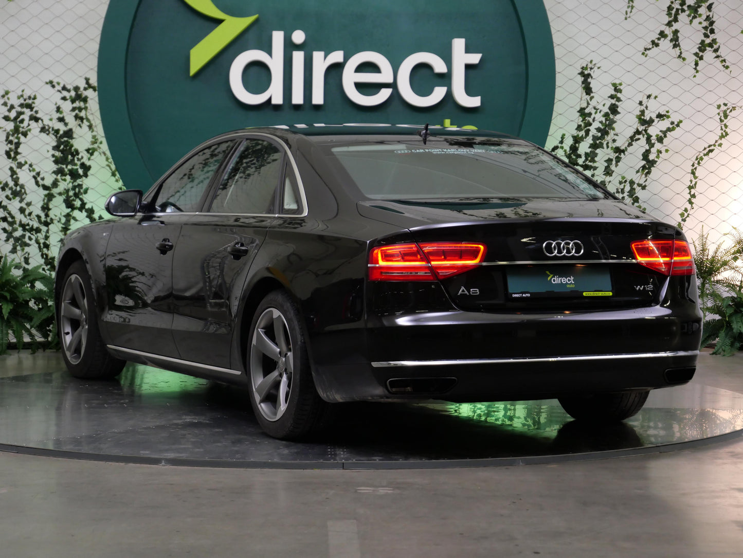 Audi A8 4.2 FSI V8 273 kW