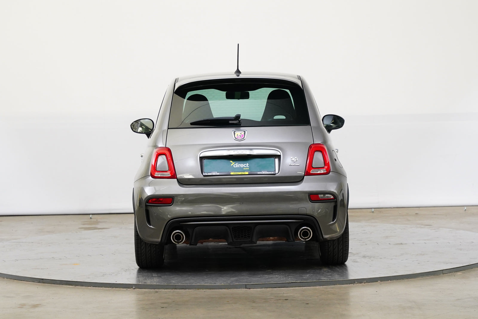 Abarth 595 1.4 Turbo 121 kW Turismo – foto 6
