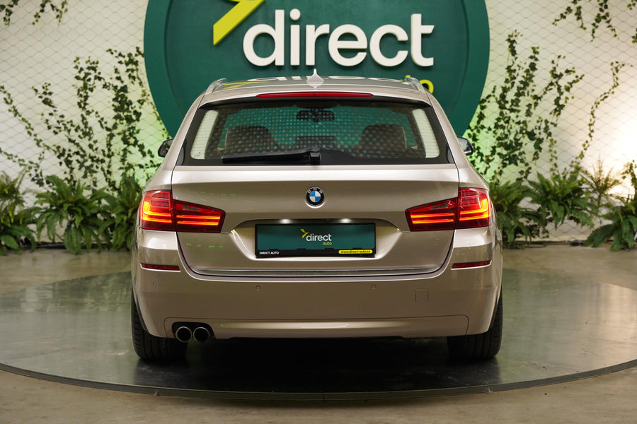 BMW Řada 5 530d 190 kW xDrive Luxury Line – foto 6