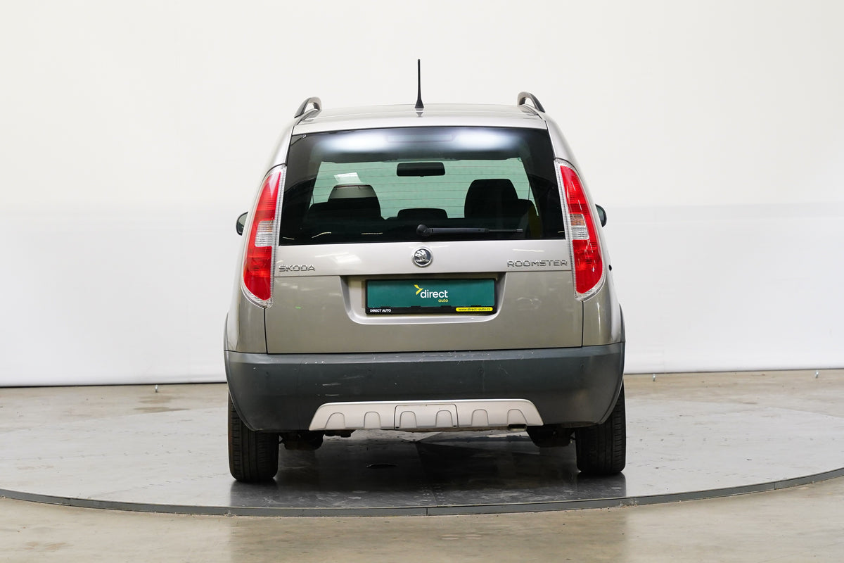 Škoda Roomster 1.6 TDI 66 kW Elegance – foto 6