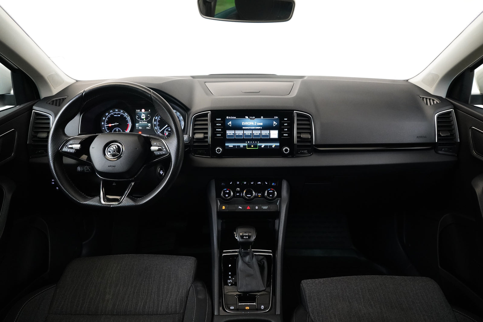 Škoda Karoq 2.0 TDI 110 kW 4x4 Style – foto 6