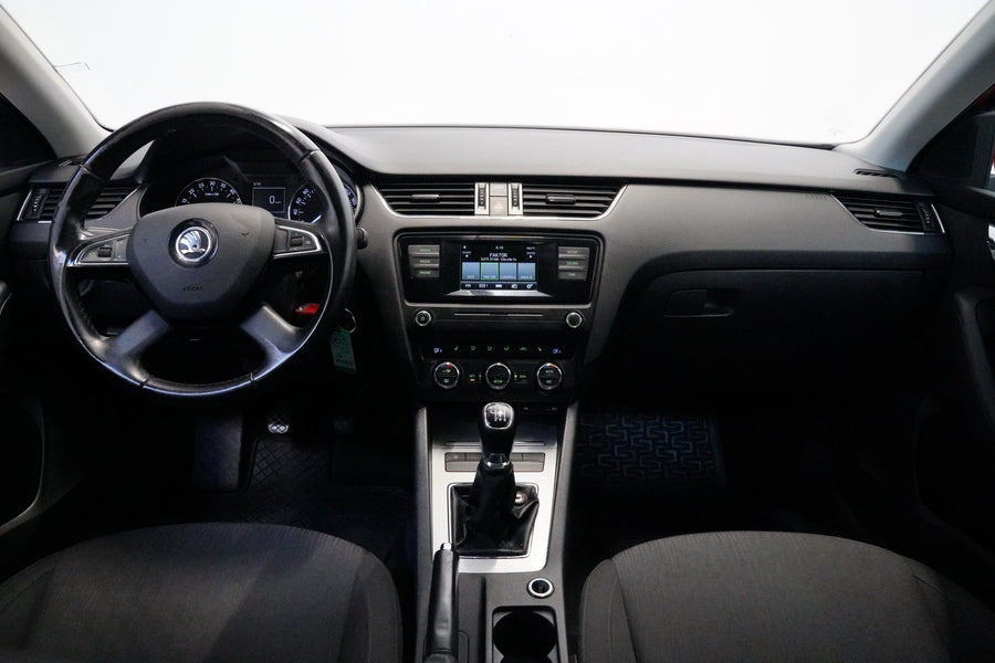 Škoda Octavia 2.0 TDI 110 kW Elegance – foto 6