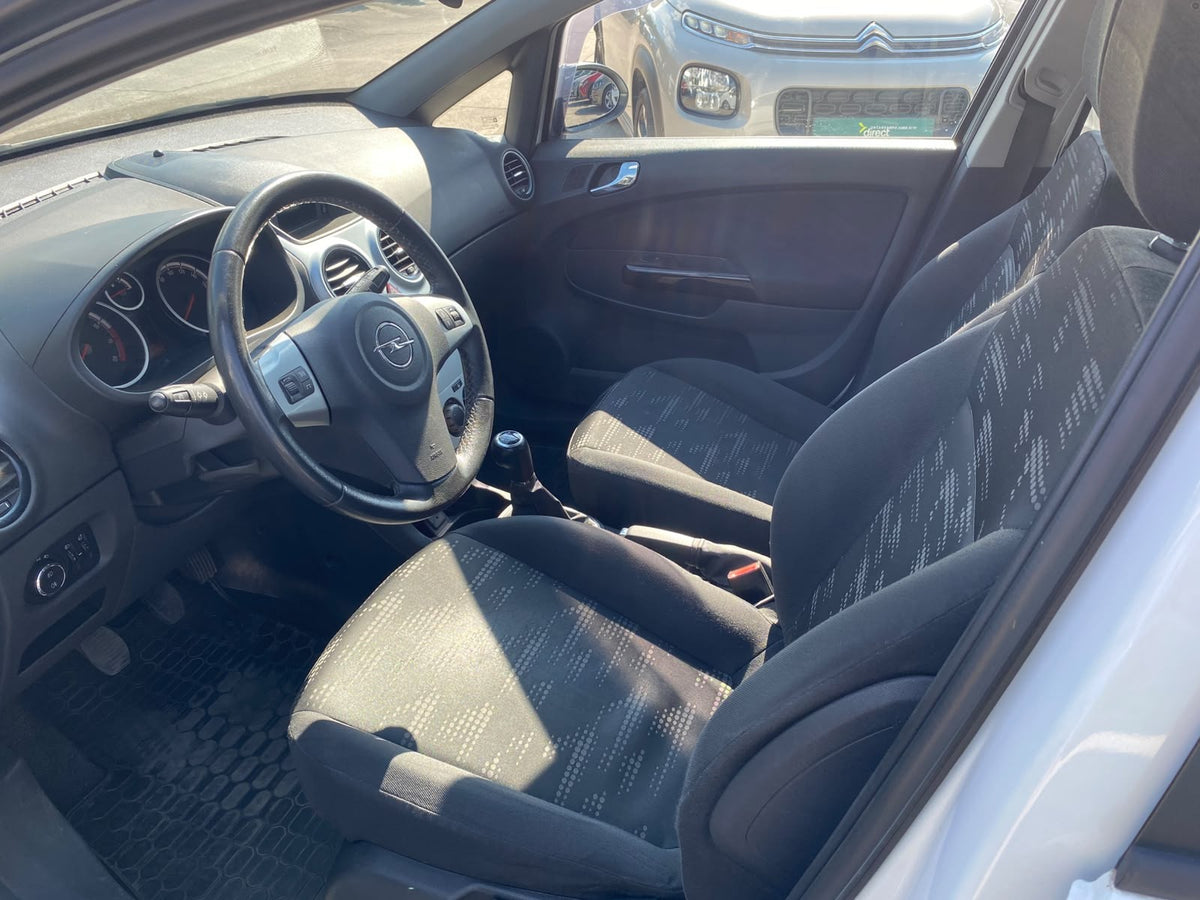 Opel Corsa 1.2i 63 kW – foto 6