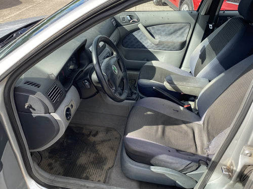 Škoda Octavia 1.9 TDI 81 KW – foto 6