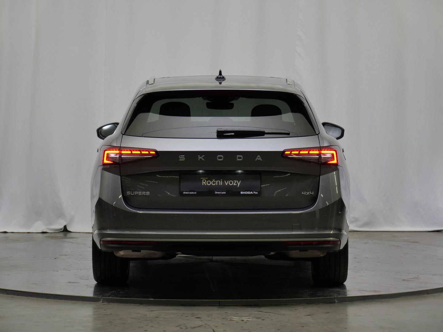 Škoda Superb 2.0 TSI 195 kW DSG 4x4 L&K