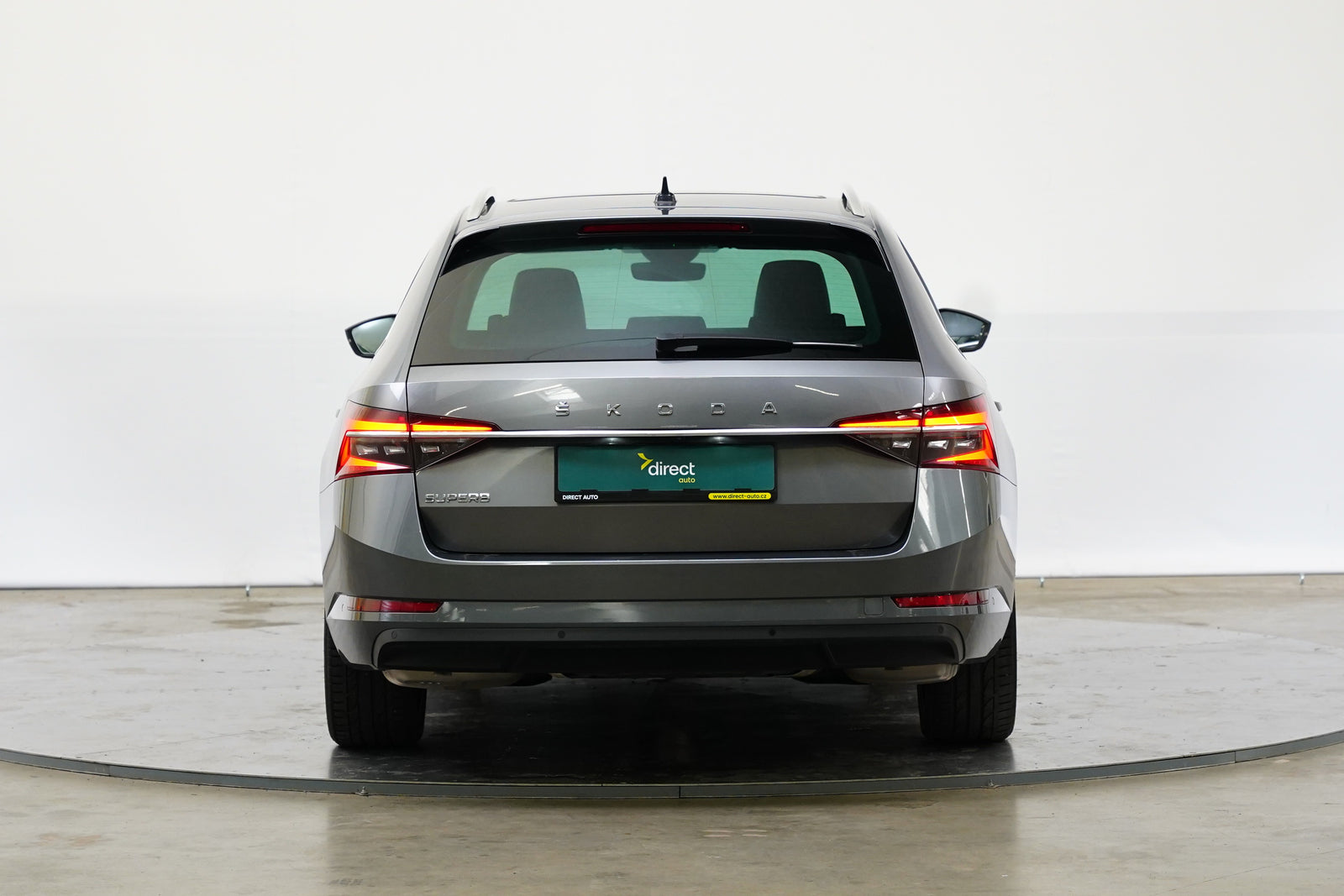 Škoda Superb 2.0 TSI 140 kW DSG Style – foto 6