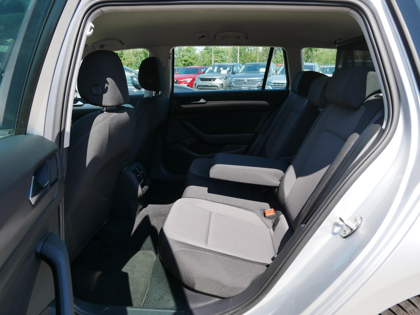 Volkswagen Passat 2.0 TDI 110 kW Business