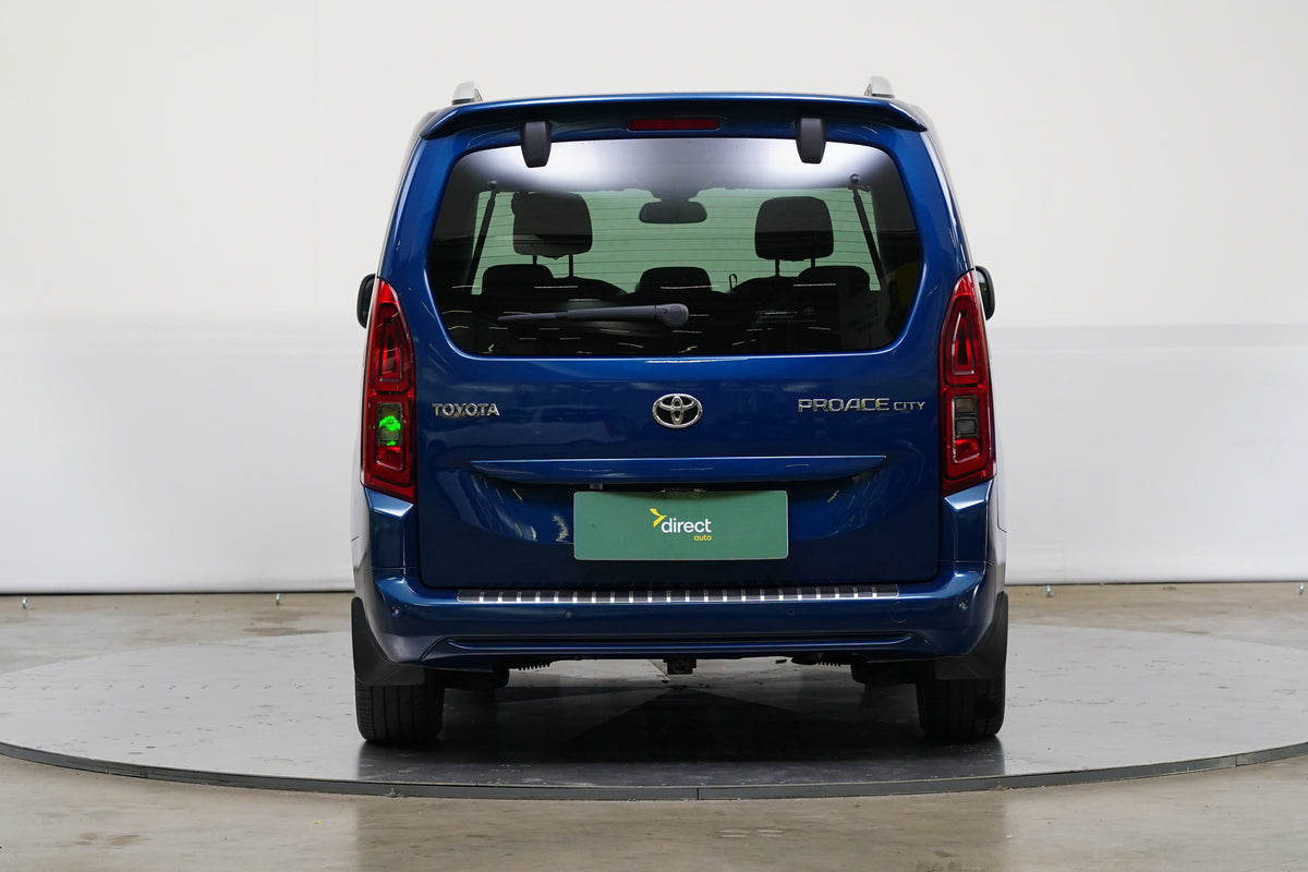 Toyota Proace City Verso 1.5 D-4D 96 kW Family – foto 6