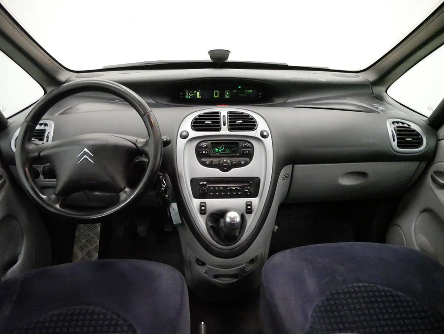 Citroën Xsara Picasso 1,6 HDi 80kW Exclusive – foto 6