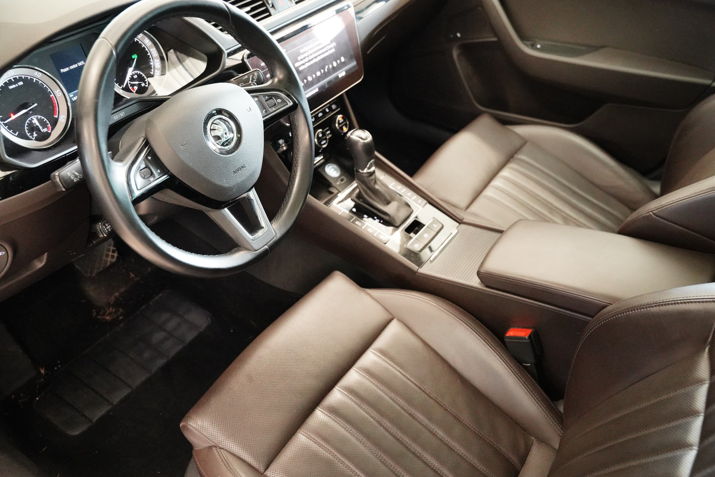Škoda Superb 2.0 TDI 140 kW 4x4 L&K