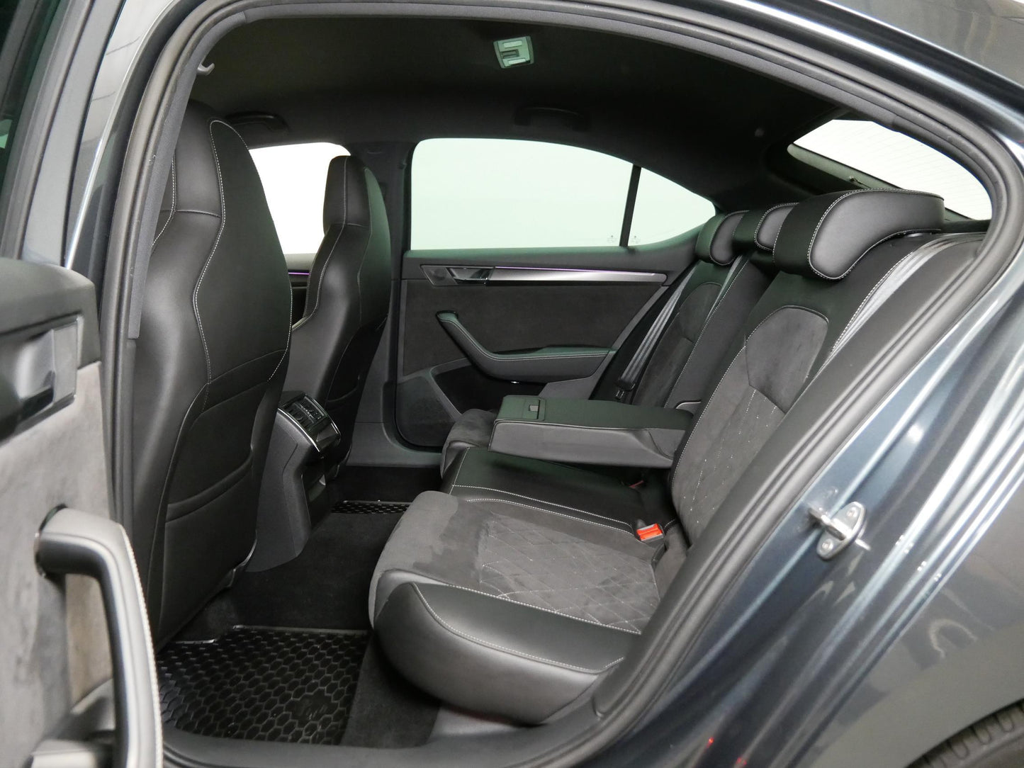 Škoda Superb 2.0 TSI 140 kW Sportline