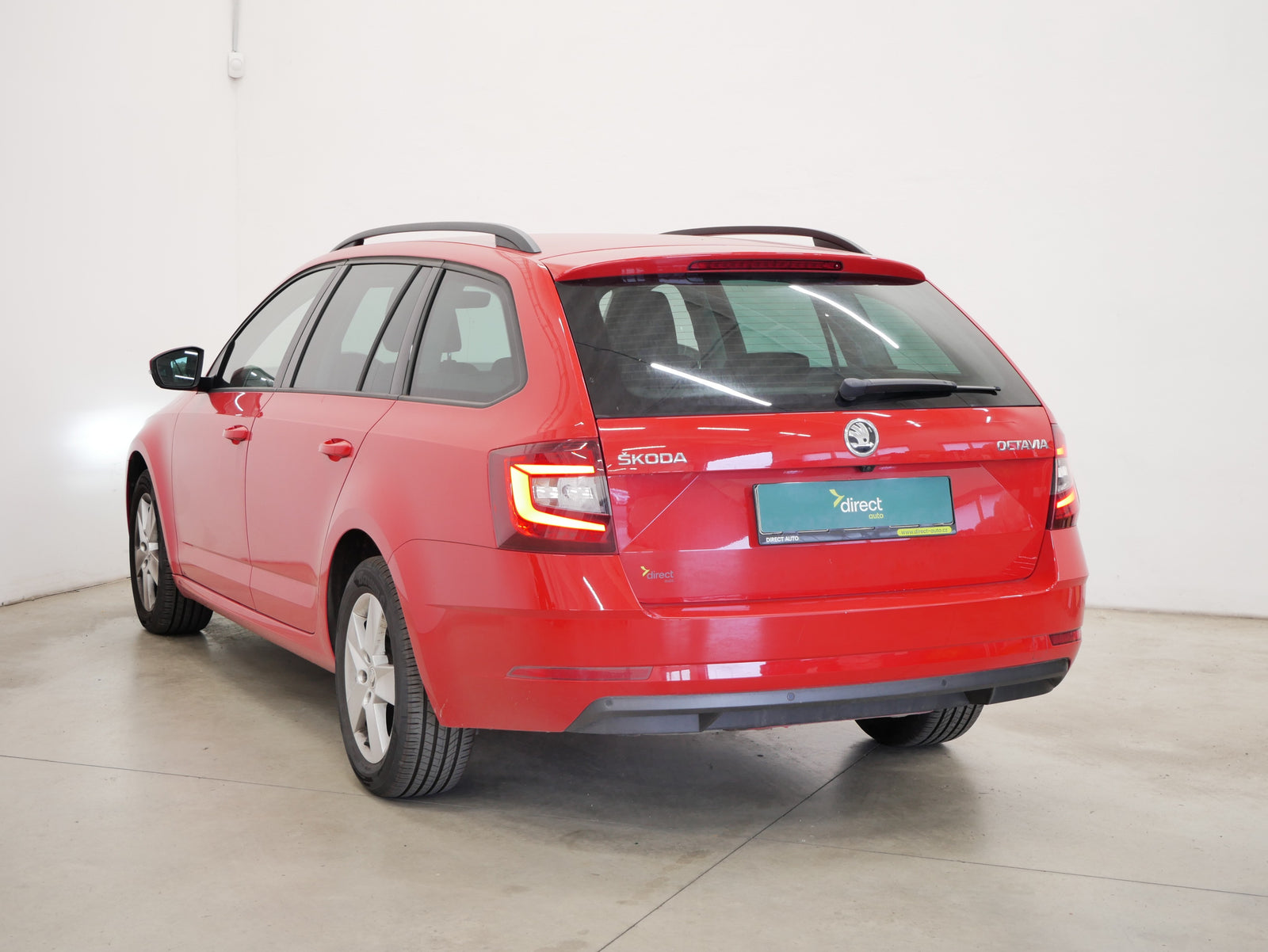 Škoda Octavia 1.6 TDI 85 kW Ambition – foto 7