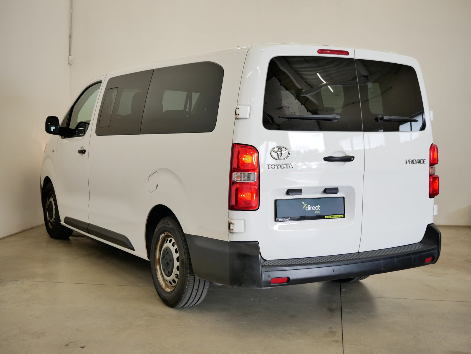Toyota Proace 1.5D 88 kW 8 míst – foto 7