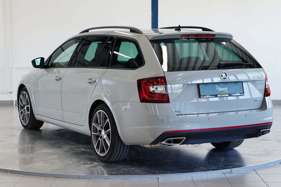 Škoda Octavia 2.0 TSI 180 kW RS – foto 7