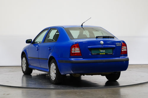 Škoda Octavia 1.6 MPI 75 kW Tour – foto 7