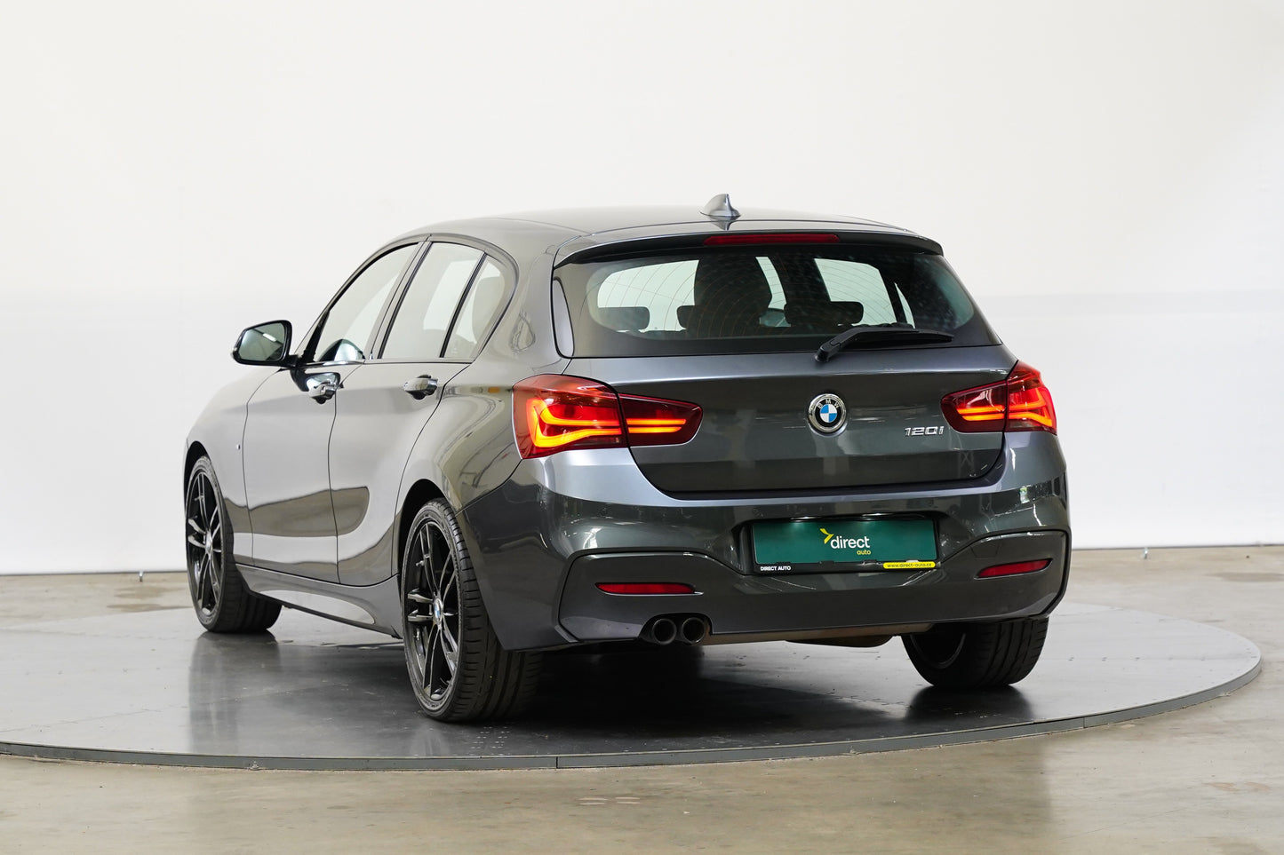 BMW Řada 1 120i 135 kW M Sportpaket