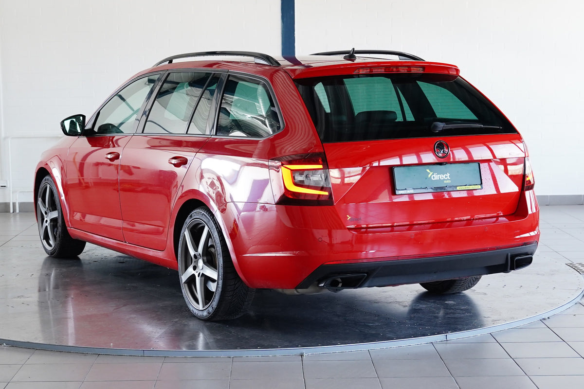 Škoda Octavia 2.0 TSI 180 kW RS – foto 7