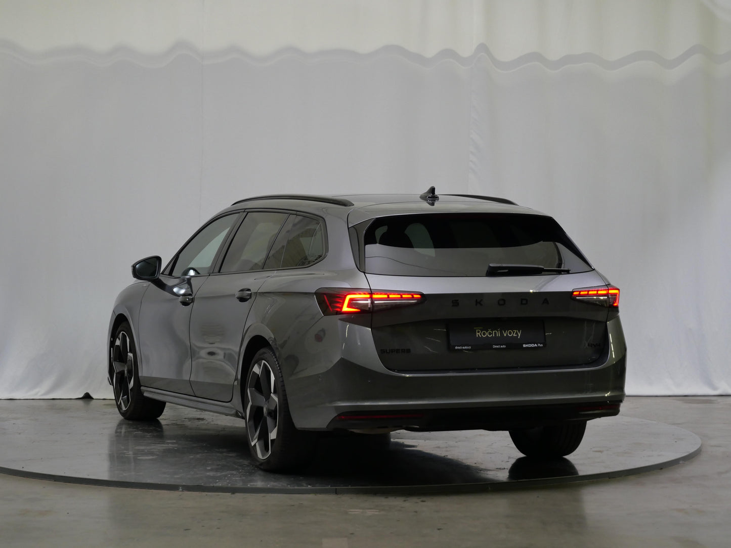 Škoda Superb 2.0 TDI 142 kW 4x4 SportLine