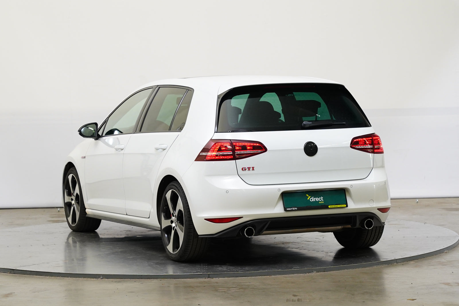 Volkswagen Golf 2.0 TSI 169 kW GTI – foto 7