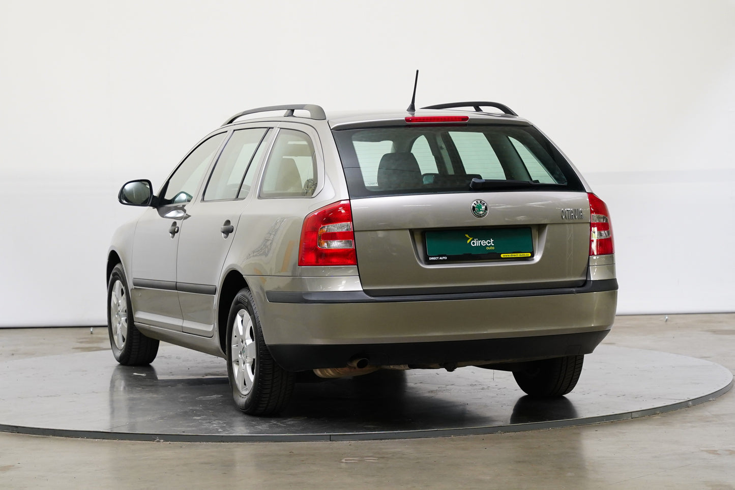 Škoda Octavia 1.6 MPI 75 kW Tour
