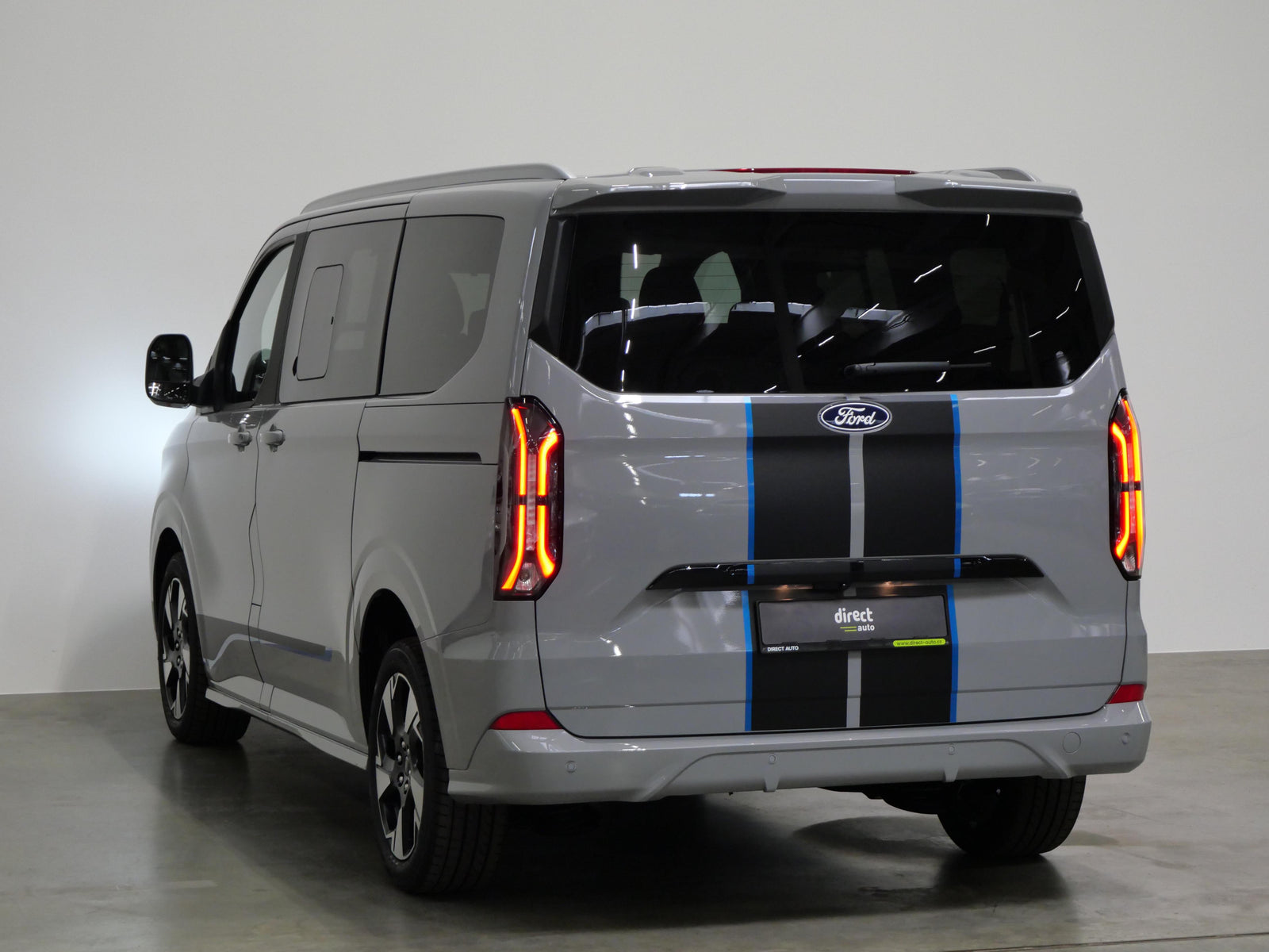 Ford Tourneo Custom 2.0 EcoBlue 125 kW Sport L1 – foto 7