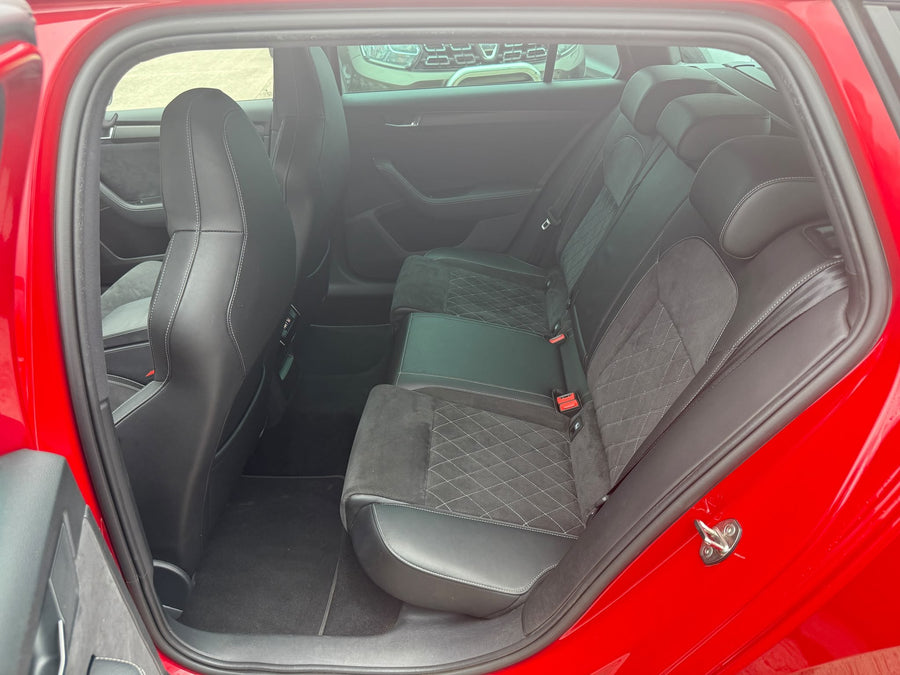 Škoda Superb 2.0TDI 140KW Sportline – foto 7